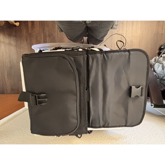 New Init Portable DVD Player Car Case And Up To 10" With Handle & Shoulder Strap - Picture 6 of 10